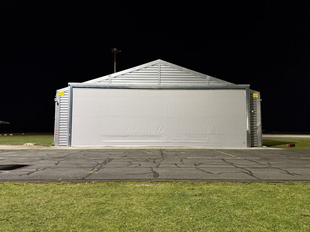 DUAL-AIR folding door