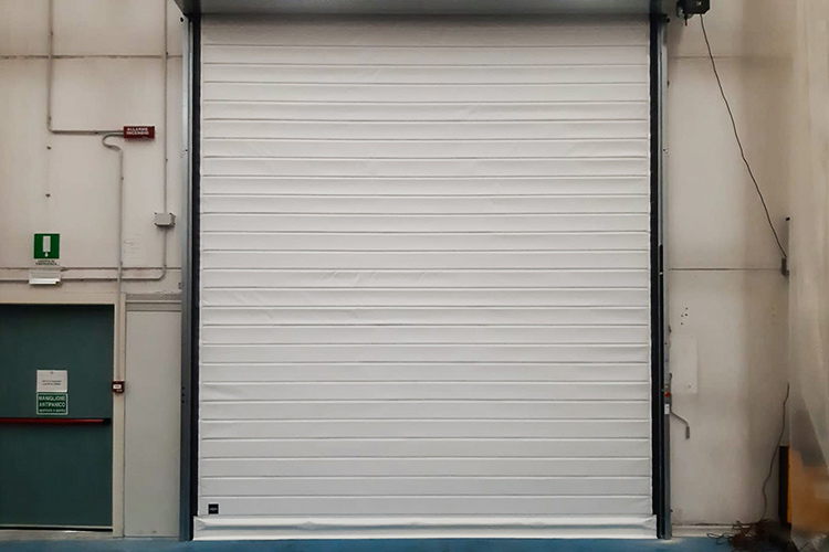 Cold room high speed door